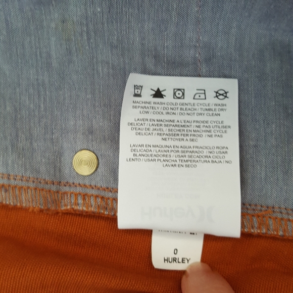 Hurley mini skirt - Picture 8 of 10